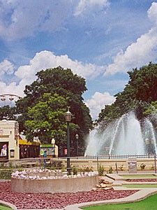 My family made many trips here when I was a kid. It was also the amusement park that appeared in the classic 80s film Big. I’m not sure if there really was a historical dress-up photo place at Playland, but in my mind it seemed like the right place for that kind of thing.